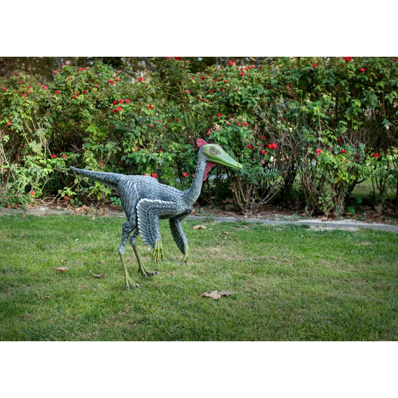 Figuras del dinosaurio Pelecanimimus polyodon.