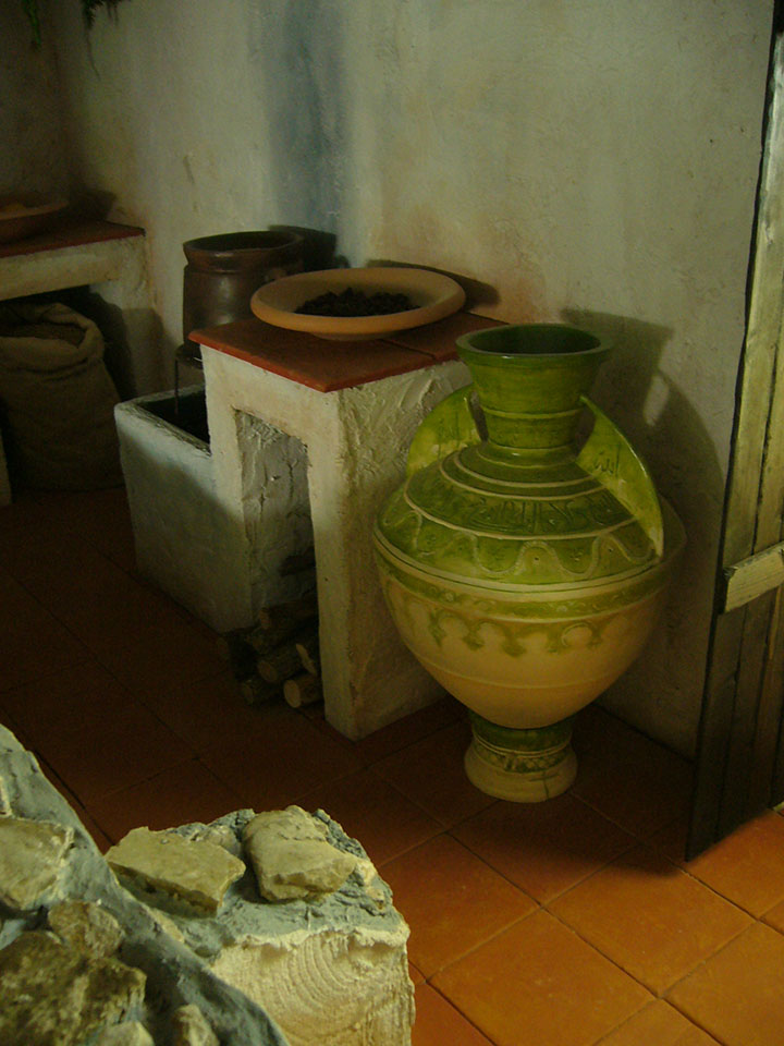 Réplicas de cerámica andalusí.