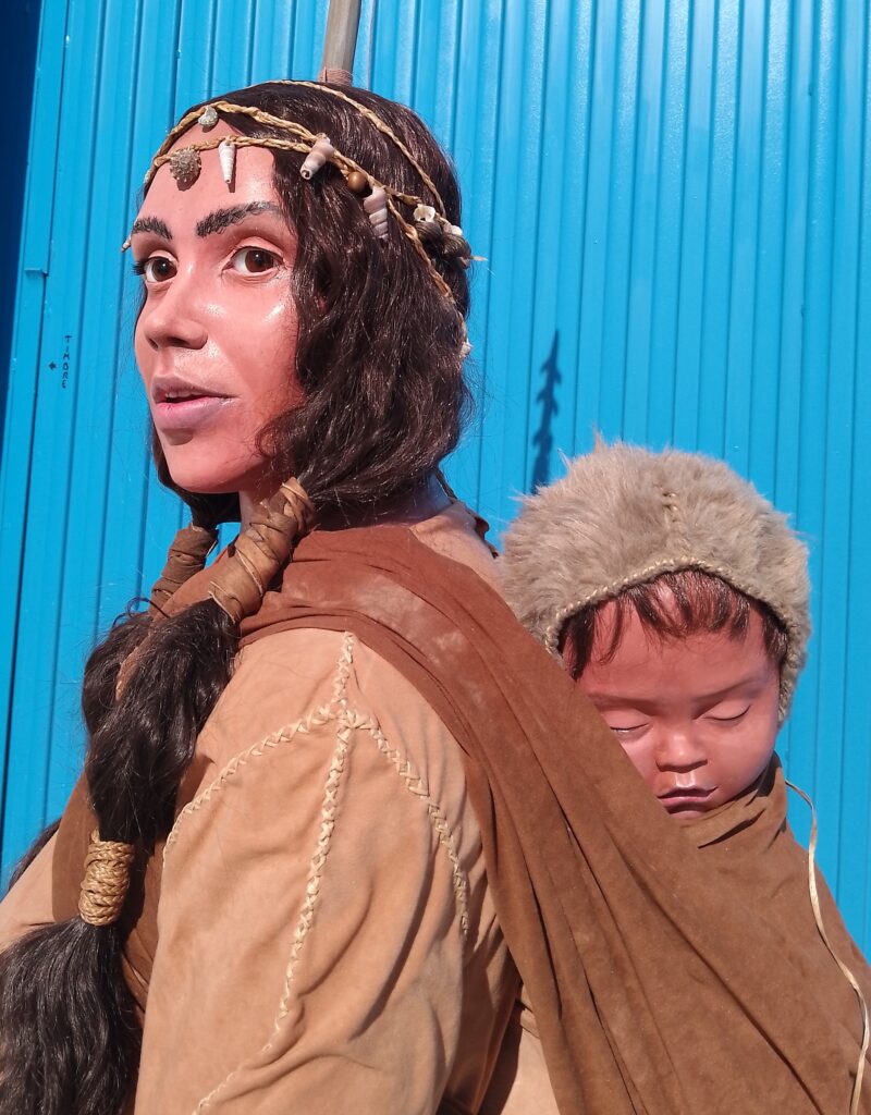 Madre y bebé de gran realismo