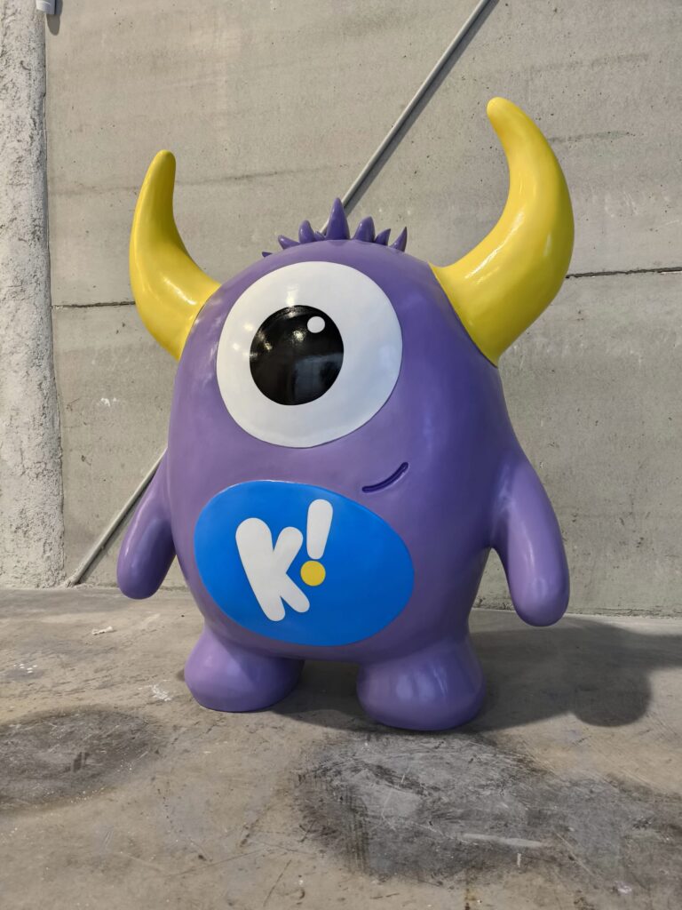 Mascotas de virus y caries
