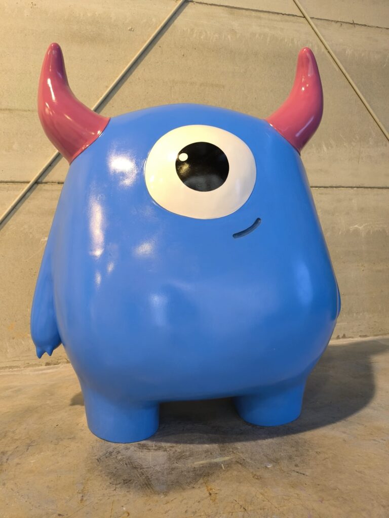 Mascotas de virus y caries